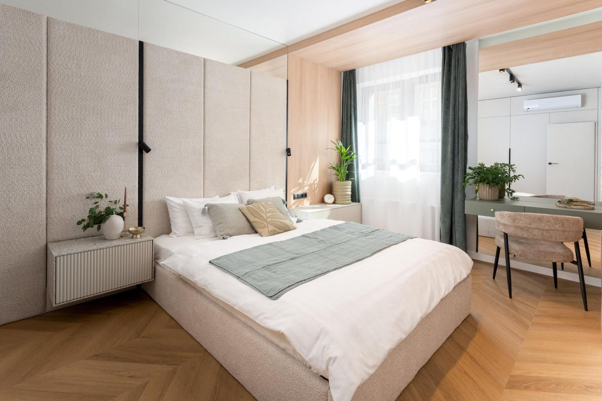Apartament Smolensk With Parking By Tyzenhauz *